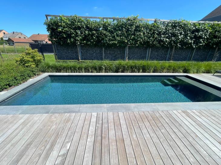 Een huis kopen met zwembad: waar op letten?