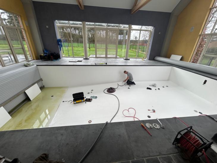 Help?! Mijn zwembad lekt! Lekdetectie to the rescue